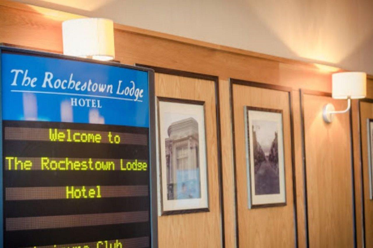 Rochestown Lodge Hotel Dun Laoghaire Esterno foto